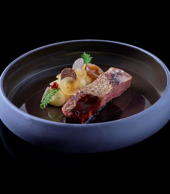 Steak - Beef Steak / Black garlic / Onion / Truffle / Balsamic vinegar